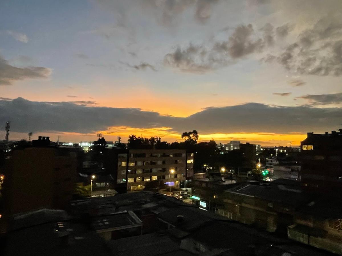 St. Louis Suites - Movistar Arena Bogota Bagian luar foto