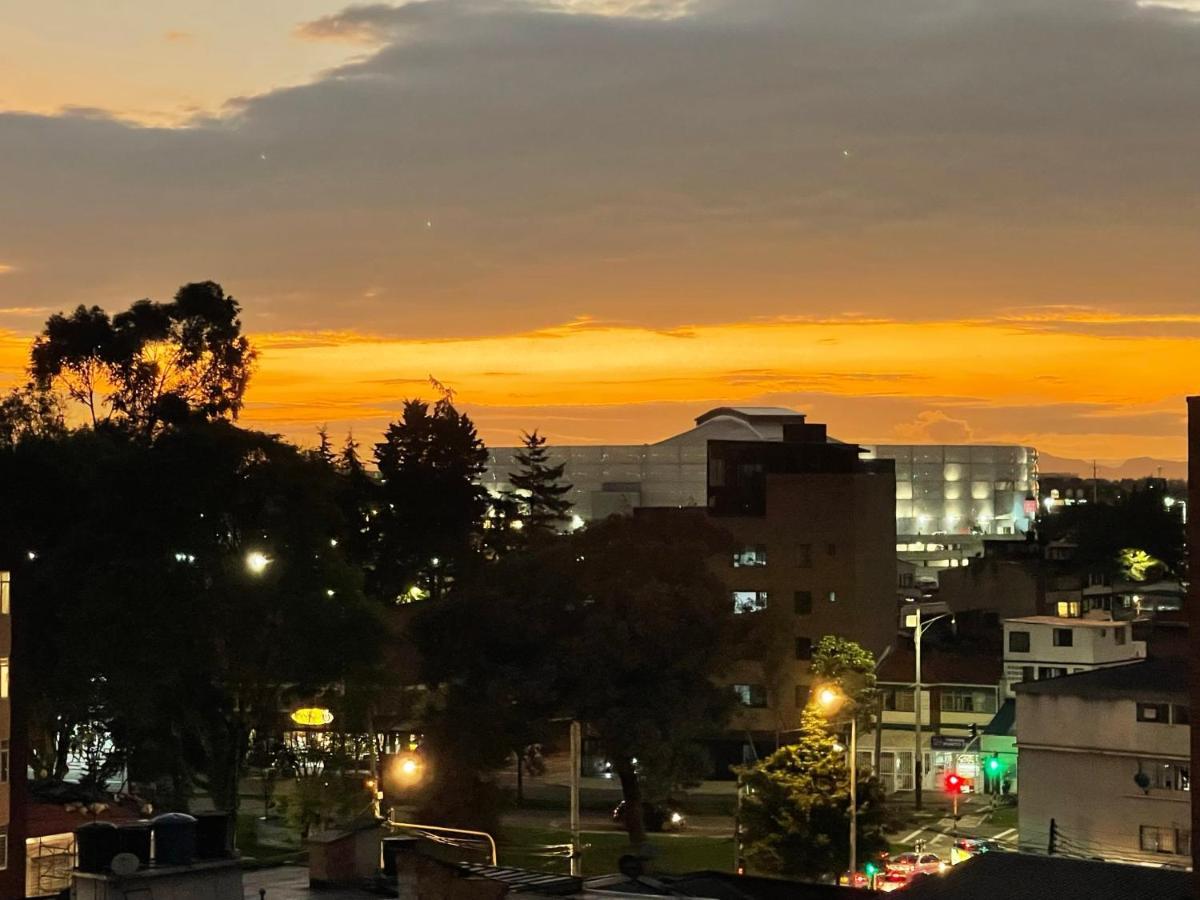 St. Louis Suites - Movistar Arena Bogota Bagian luar foto